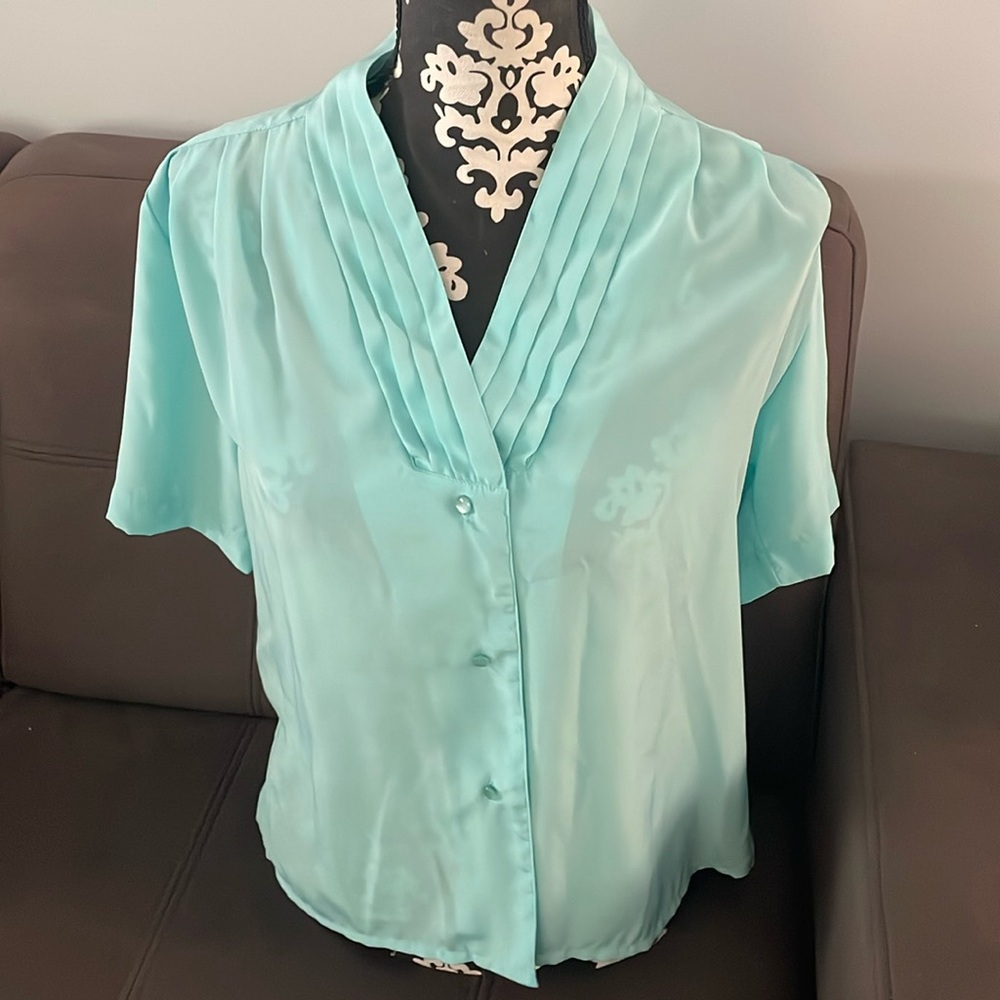 SUSAN HUTTON Aqua / Turquoise Short Sleeve Blouse Size 10